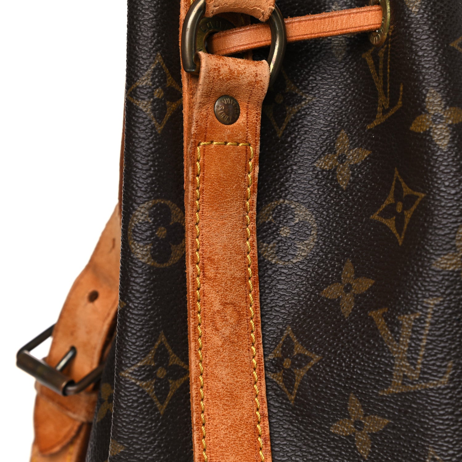 Louis Vuitton Monogram Petit Noe 27 of 32