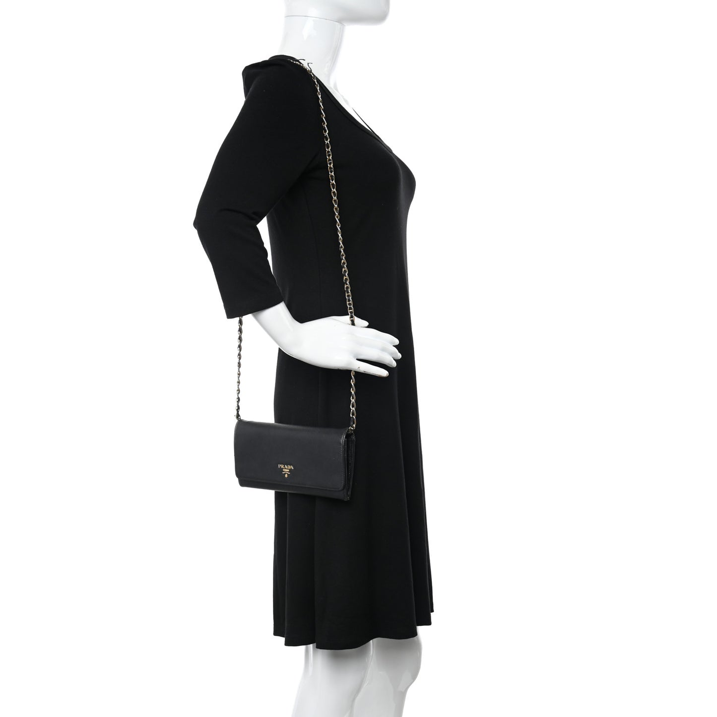 Saffiano Metal Oro Chain Wallet Black