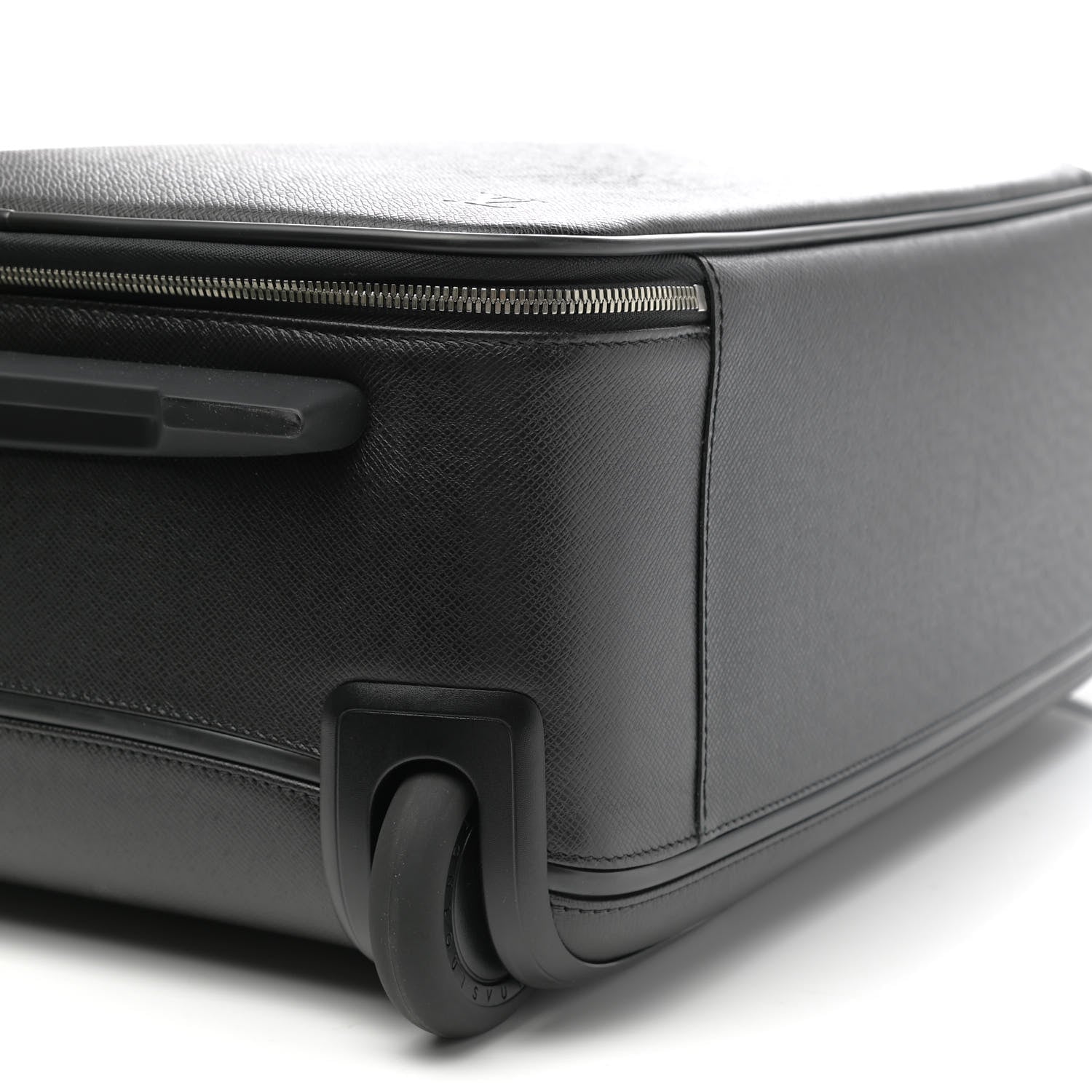 Louis Vuitton Taiga Pegase Legere 55 Black 5 of 8