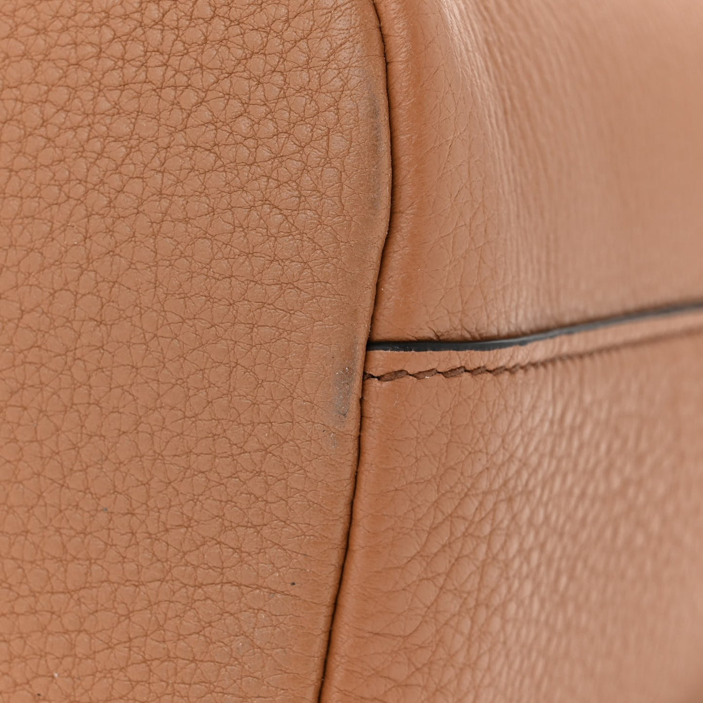 Vitello Phenix Metal Hobo Caramel