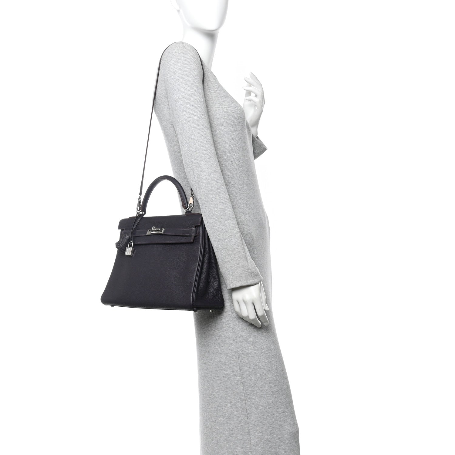 Hermes Taurillon Clemence Kelly Retourne 32 Raisin 2 of 10