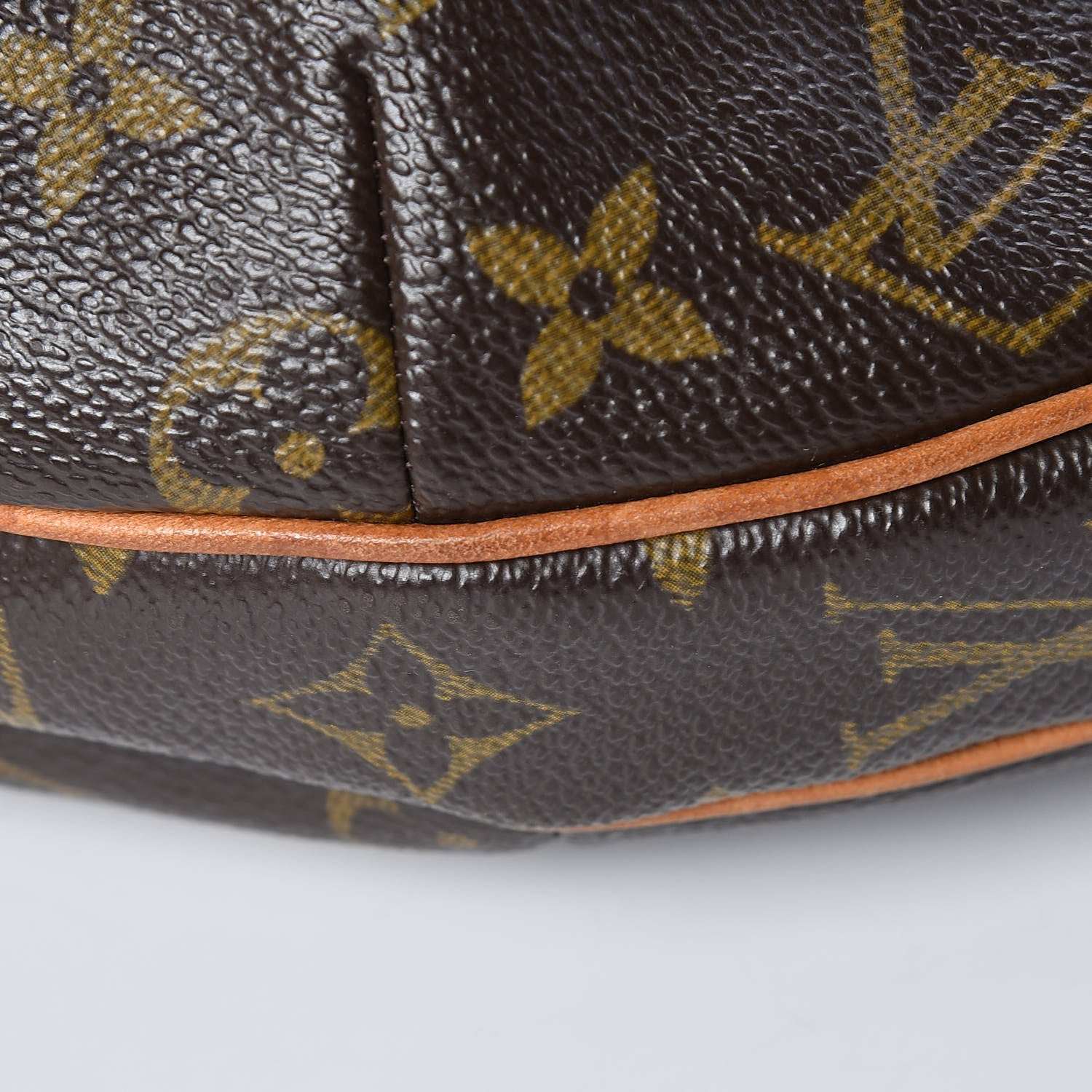 Louis Vuitton Monogram Croissant GM 9 of 13