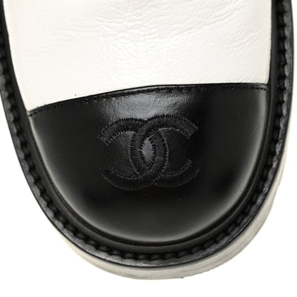 Chanel Shiny Goatskin Calfskin Quilted Lace Up Combat Boots 37 White Black 11 of 12