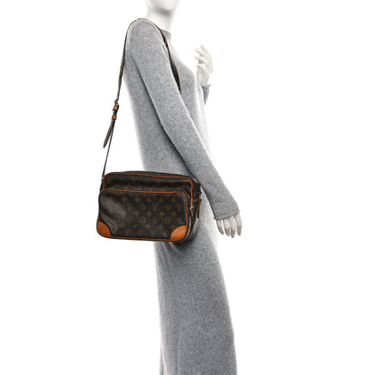 Louis Vuitton Monogram Nil 28 2 of 10