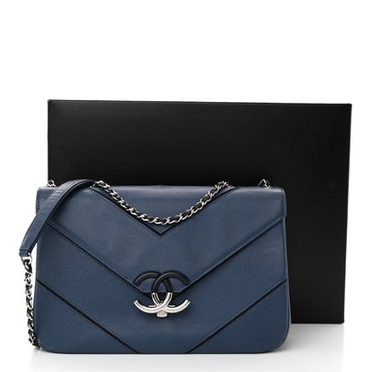 Chanel Caviar Macro Chevron Single Flap Blue 18 of 18