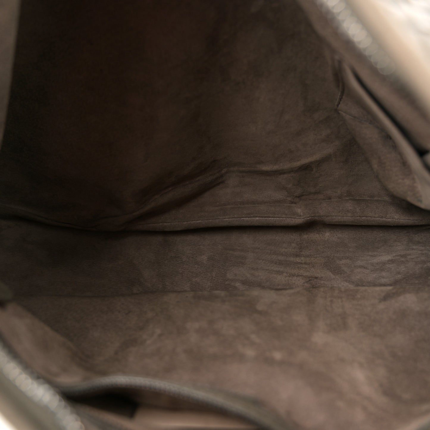 Nappa Intrecciato Large Veneta Hobo Shadow