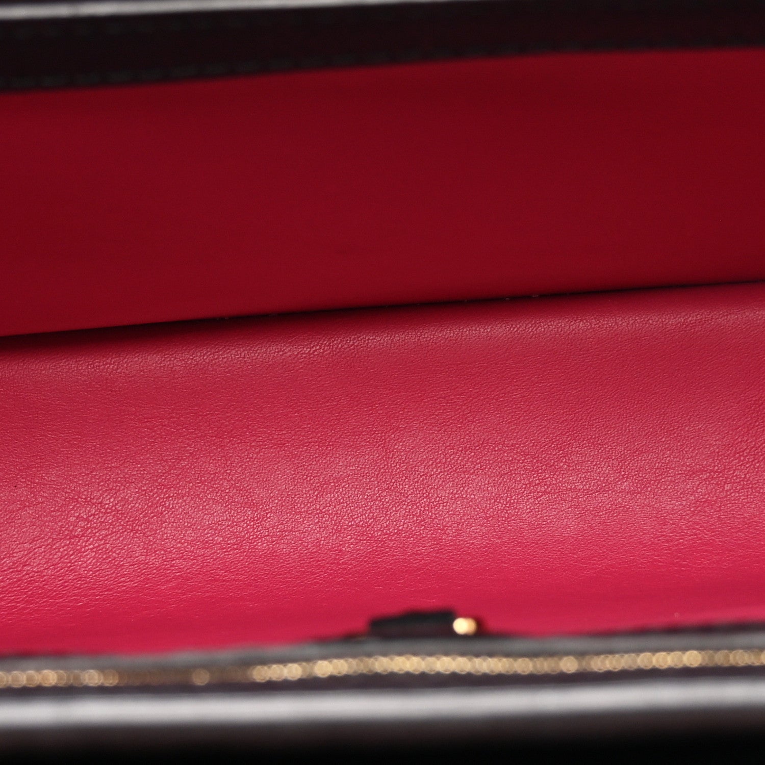 Louis Vuitton Taurillon Capucines PM Black 5 of 14