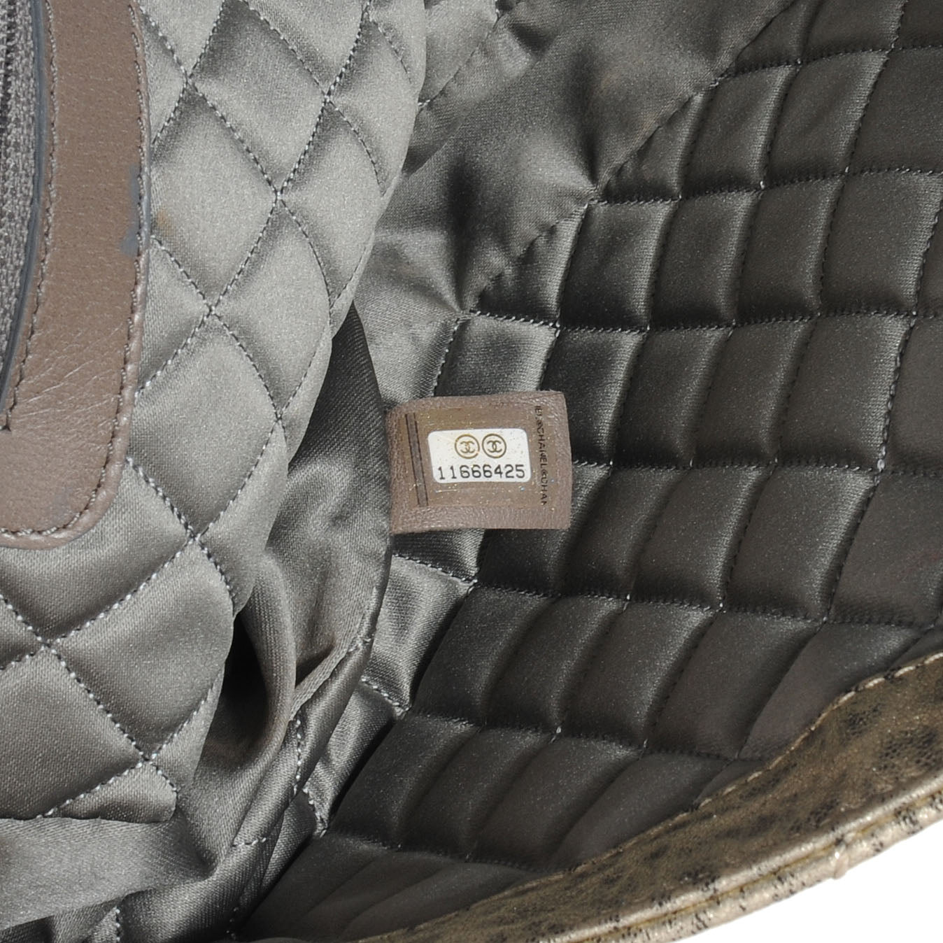 Distressed Lambskin Le Marais Ligne Flap Gold