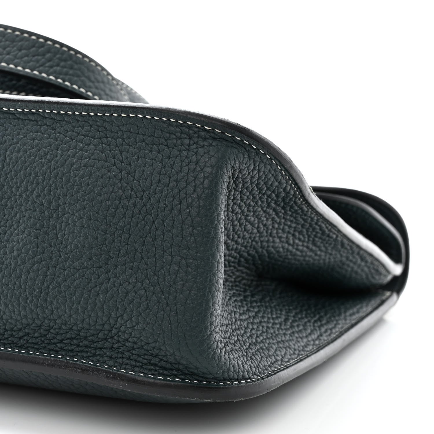 Hermes Taurillon Clemence Halzan 31 GM Vert Cypress 10 of 14