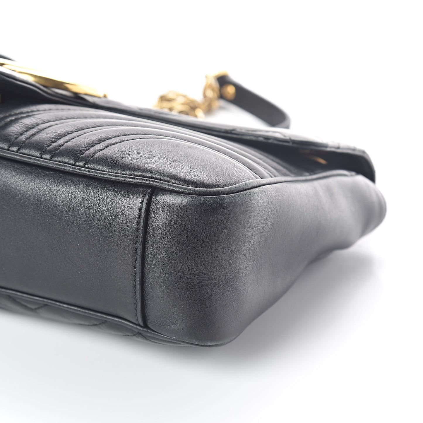Calfskin Matelasse Medium GG Marmont Shoulder Bag Black