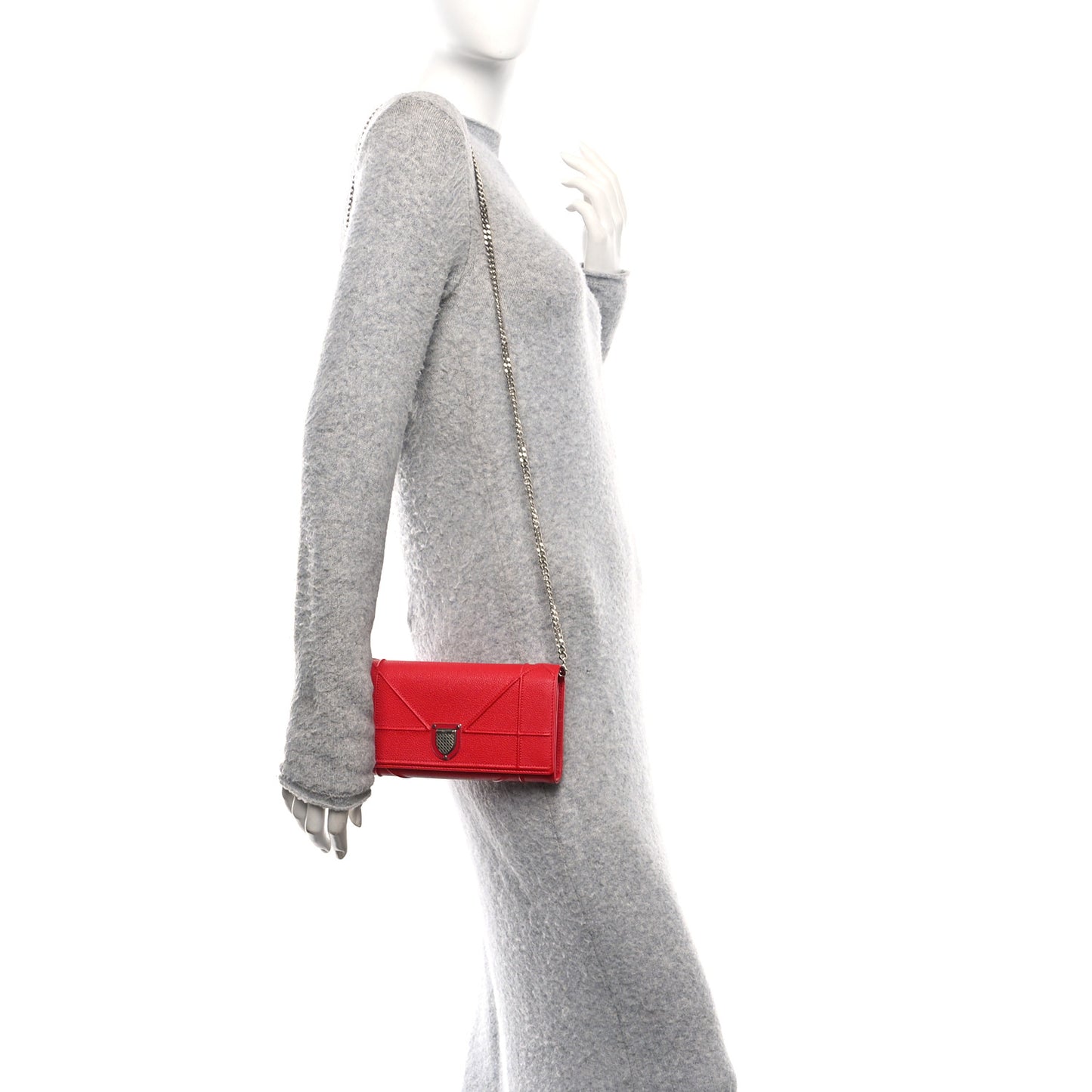 Grained Calfskin Diorama Croisiere Chain Wallet Red