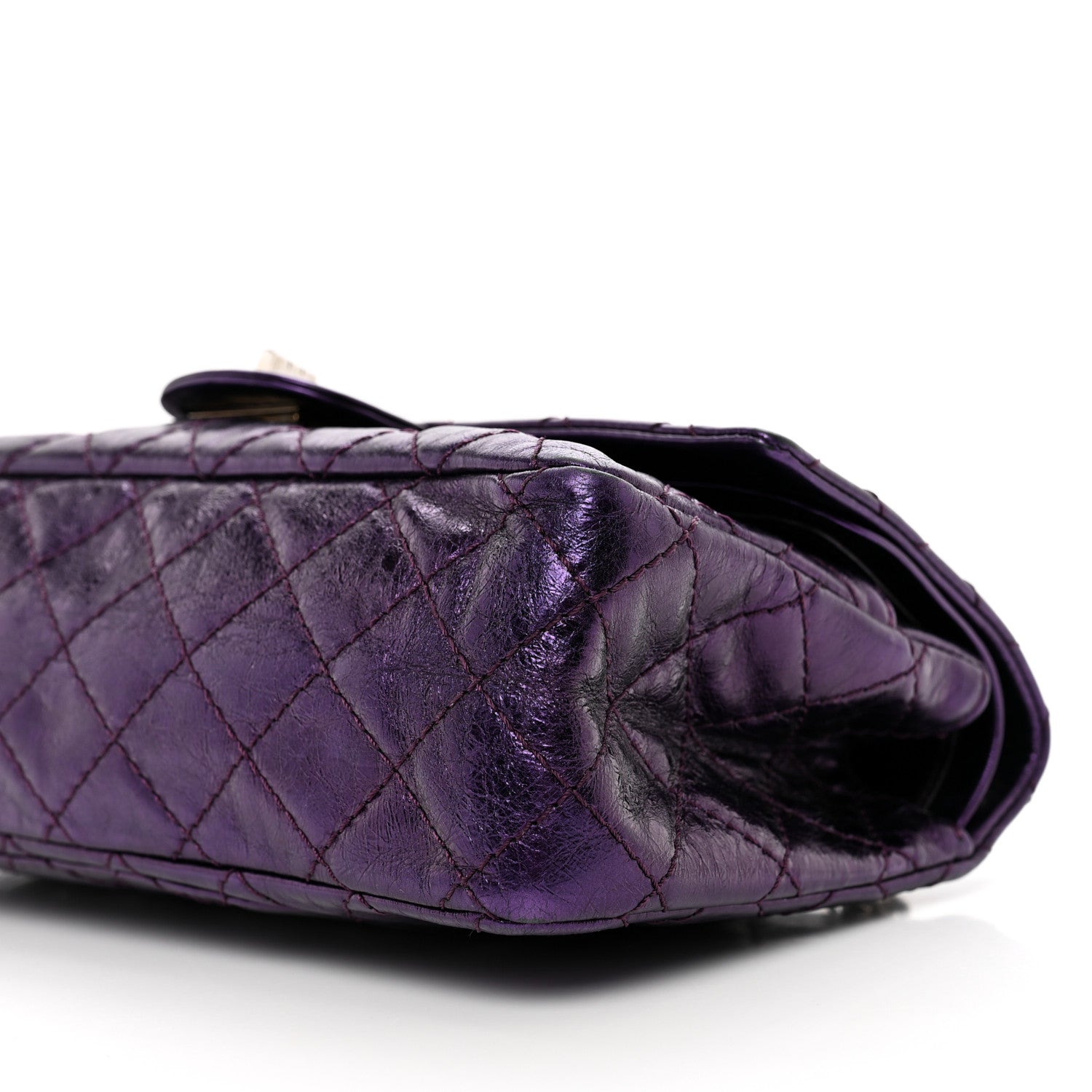 Chanel Metallic Calfskin 2.55 Reissue 225 Flap Violet 9 of 11