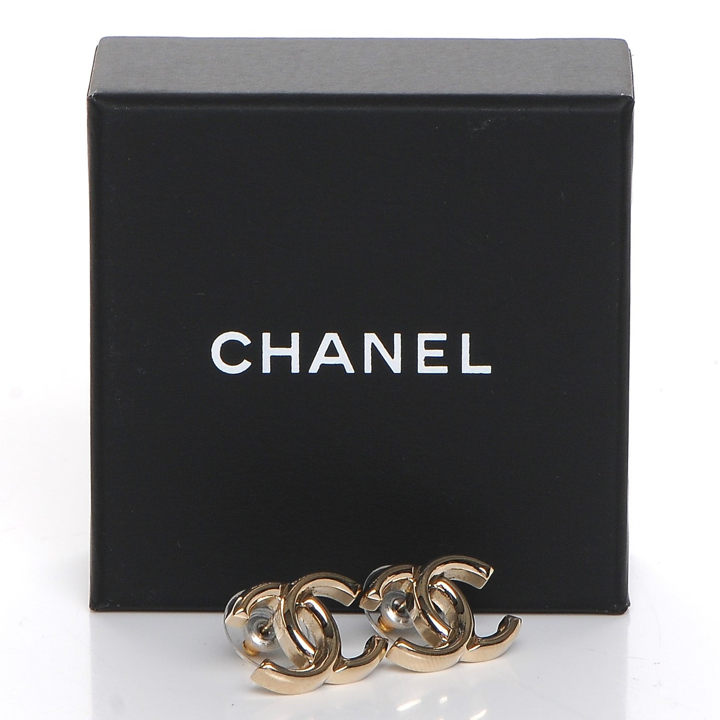 Metal CC Stud Earrings Gold