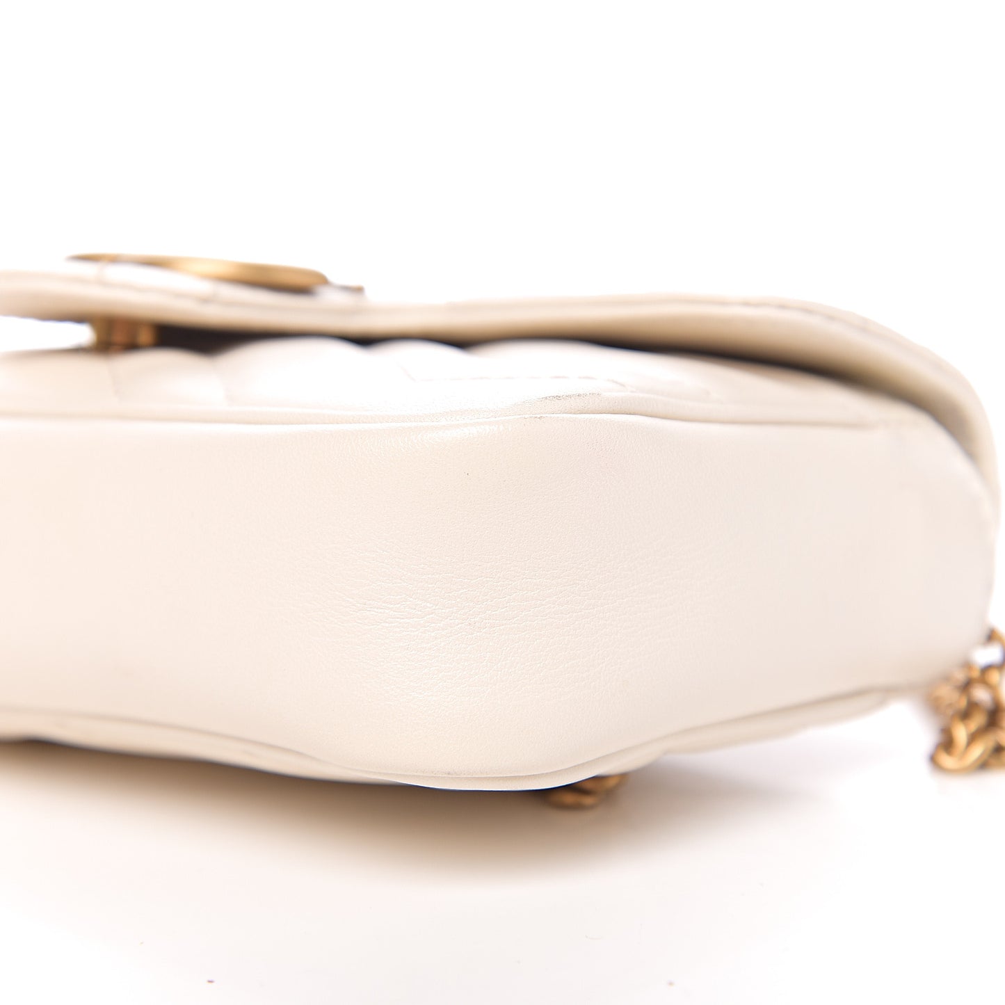 Calfskin Matelasse Super Mini GG Marmont Shoulder Bag White