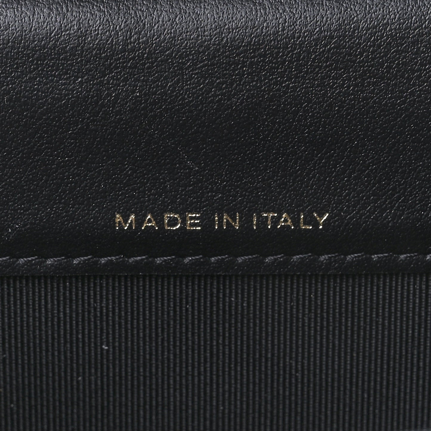 Calfskin Crocodile Embossed Graffiti 2.55 Cocodile Reissue Flap Card Holder Black Gold