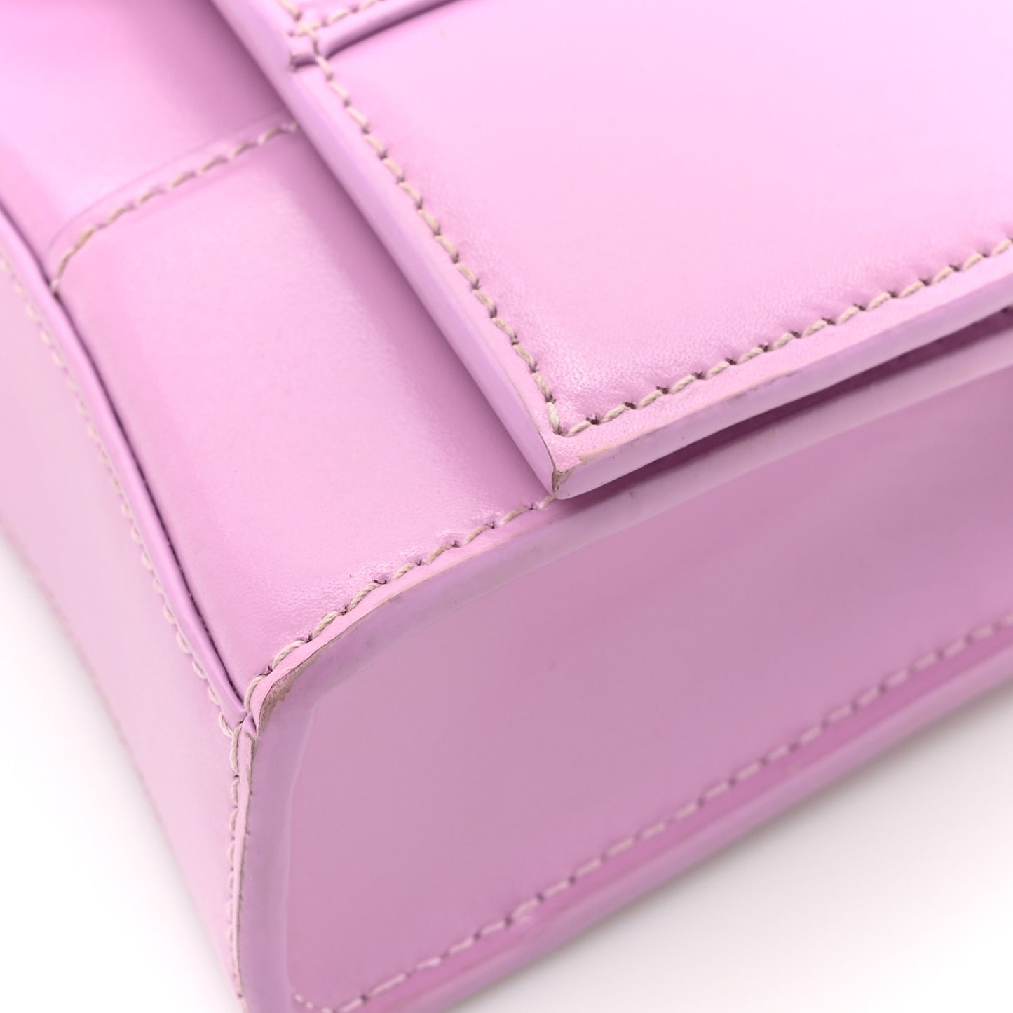 Shiny Box Calfskin Tonal B Hourglass Chain Bag Liliac