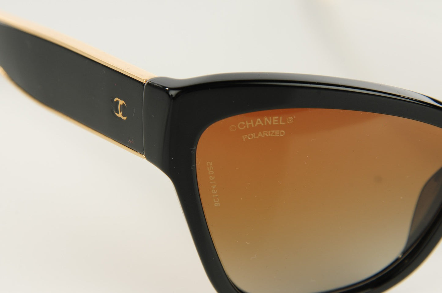 Acetate CC Cat Eye Sunglasses 5271 Black