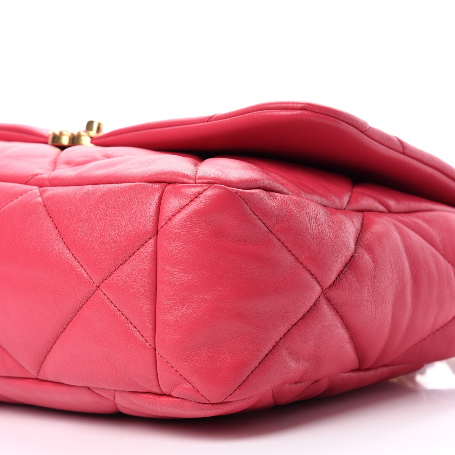 Goatskin Quilted Maxi Chanel 19 Flap Pink