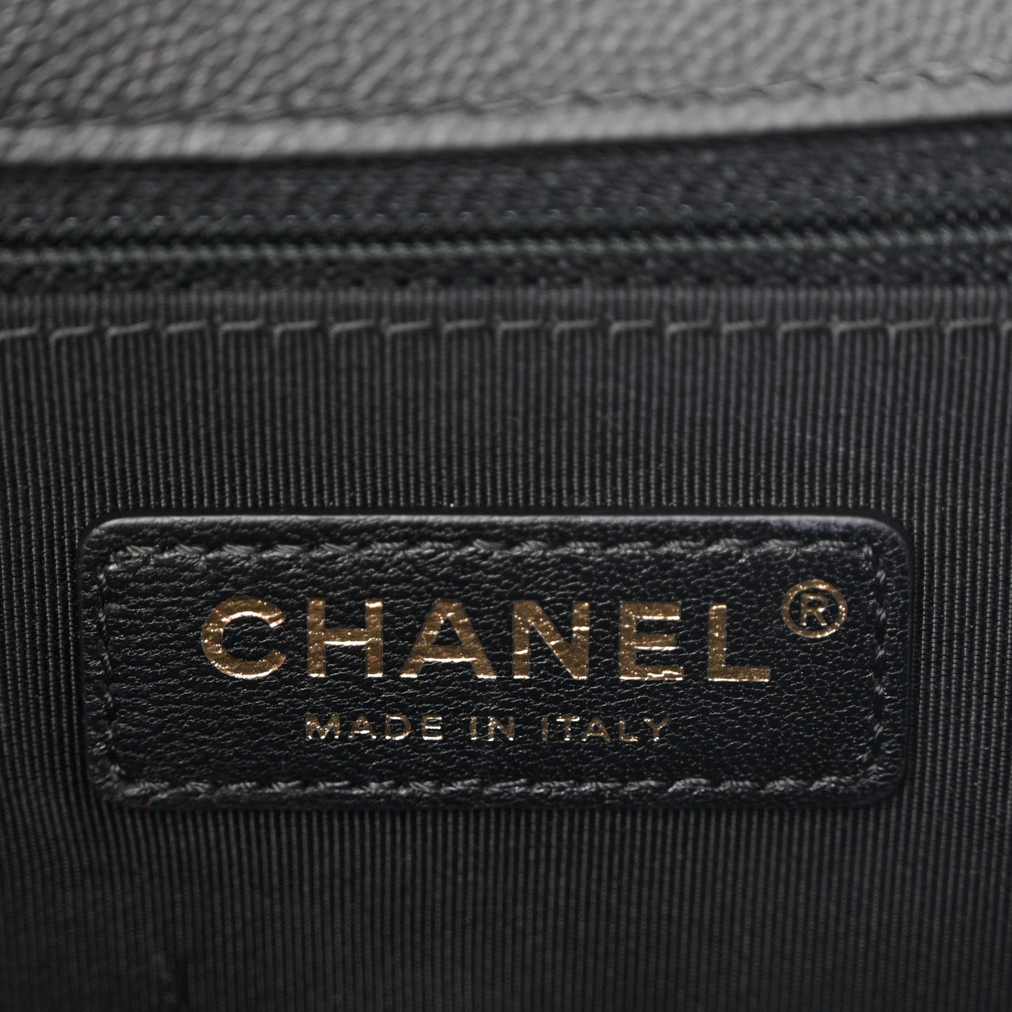 Caviar Quilted New Medium Boy Flap Black