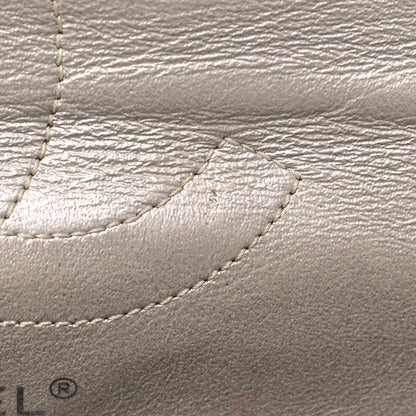 Chanel Metallic Aged Calfskin Quilted 2.55 Reissue 226 Flap Silver 19 of 21