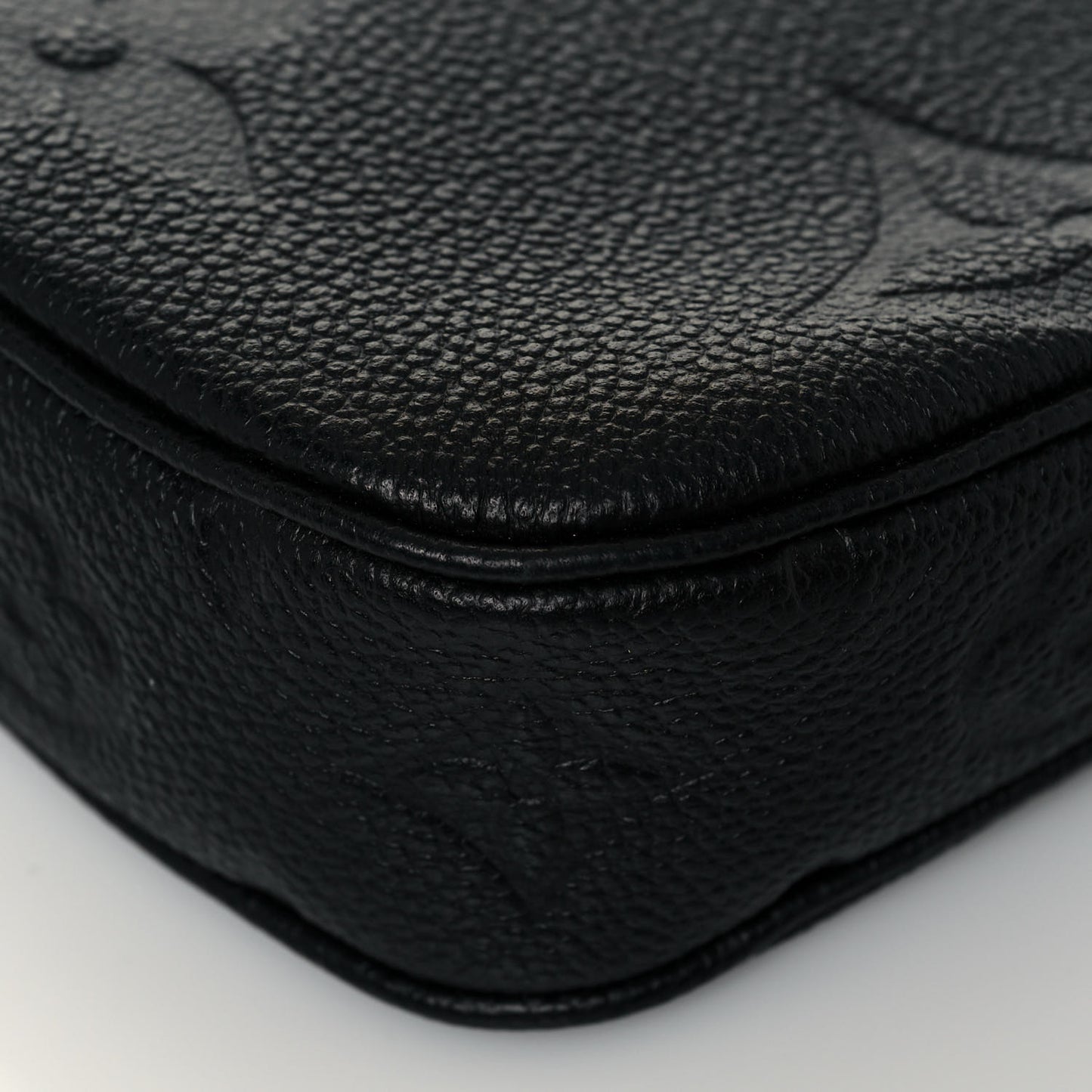 Empreinte Monogram Giant Multi Pochette Accessories Large Pochette Black