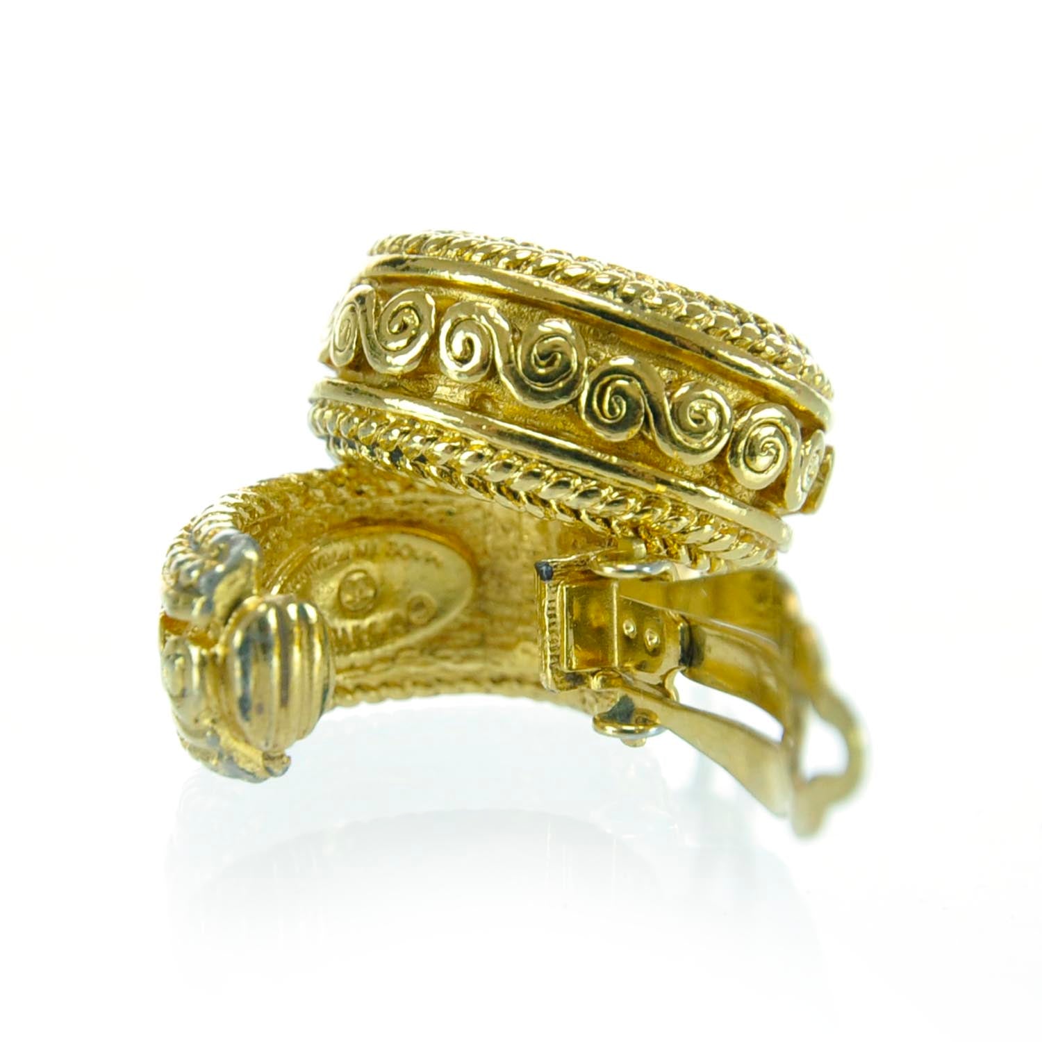 Chanel Swirl Huggie Clip On Earrings Gold 2 of 5