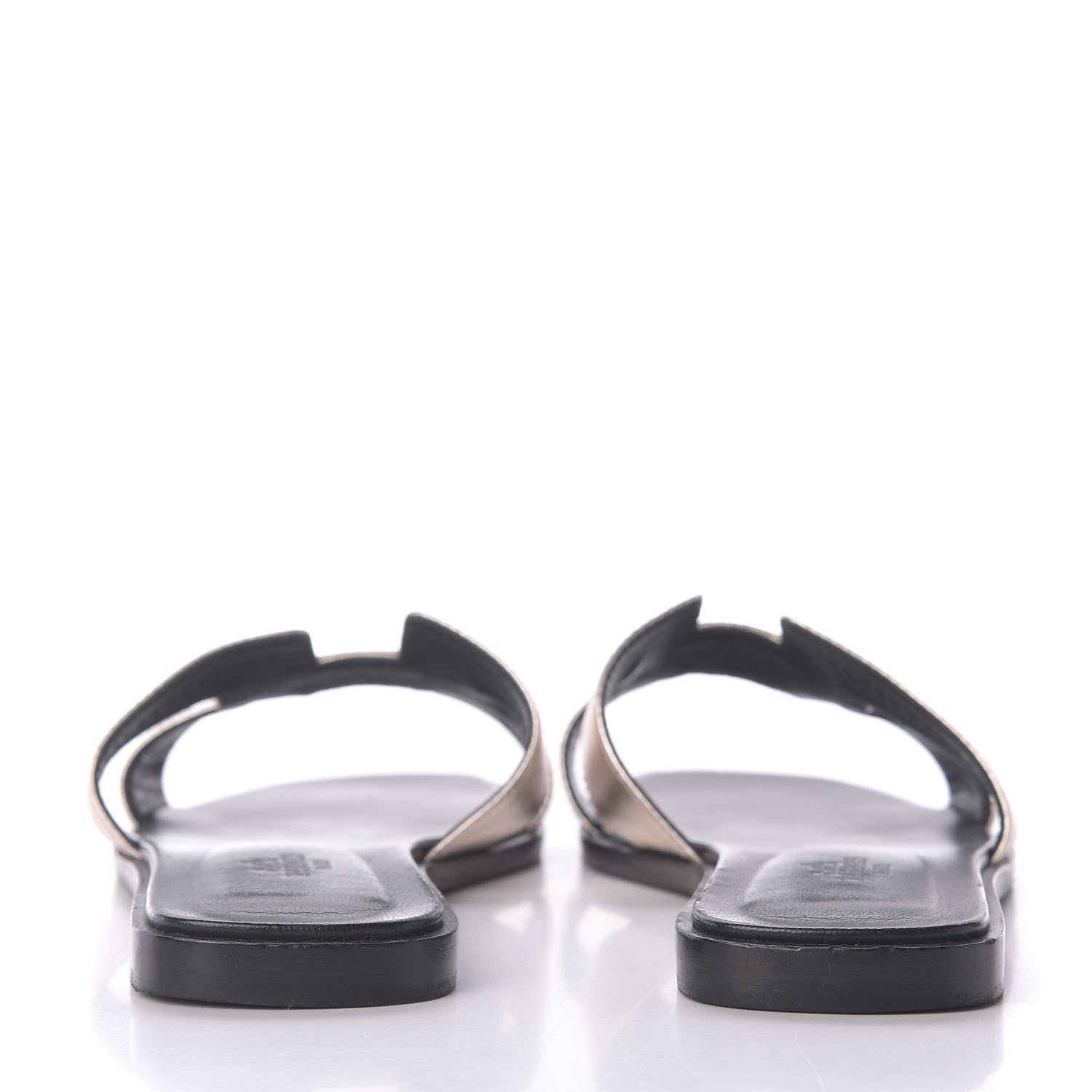 Hermes Metallic Nappa Oran Sandals 37.5 Or Vieilli 7 of 10