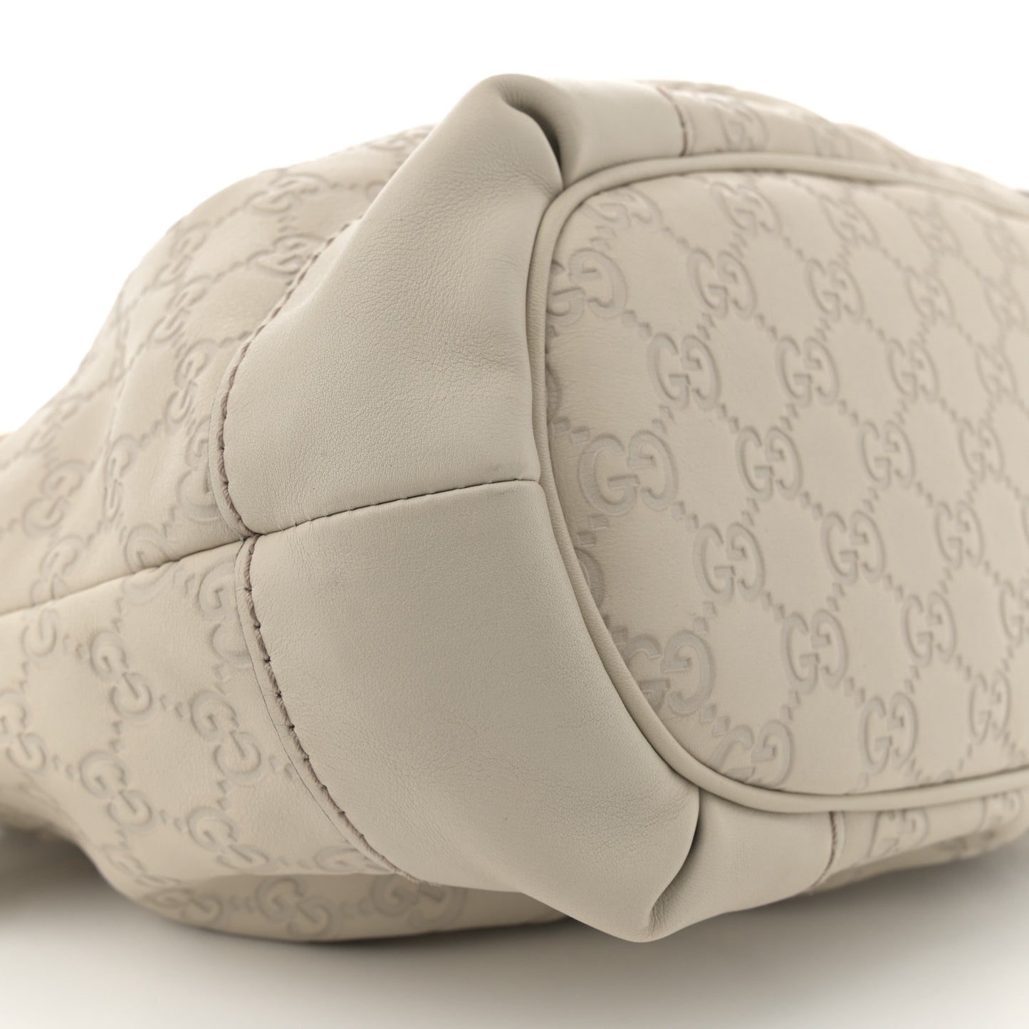 Guccissima Medium Sukey Tote White