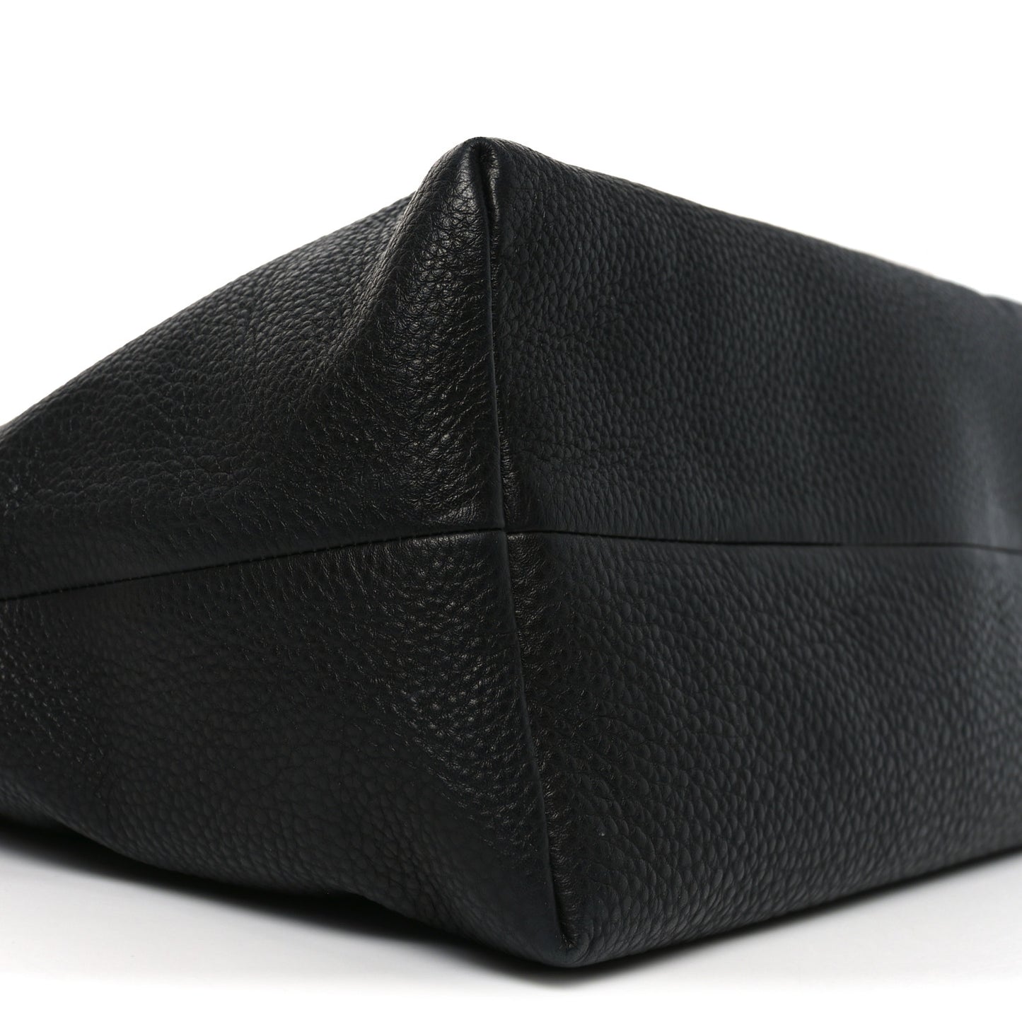 Vitello Medusa Tote Black