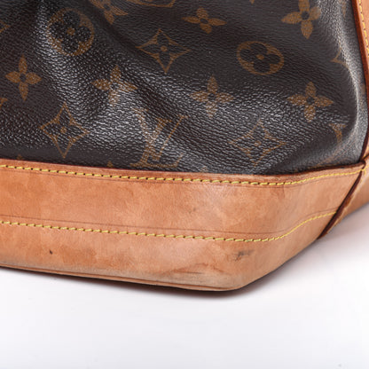 Louis Vuitton Monogram Noe 16 of 28