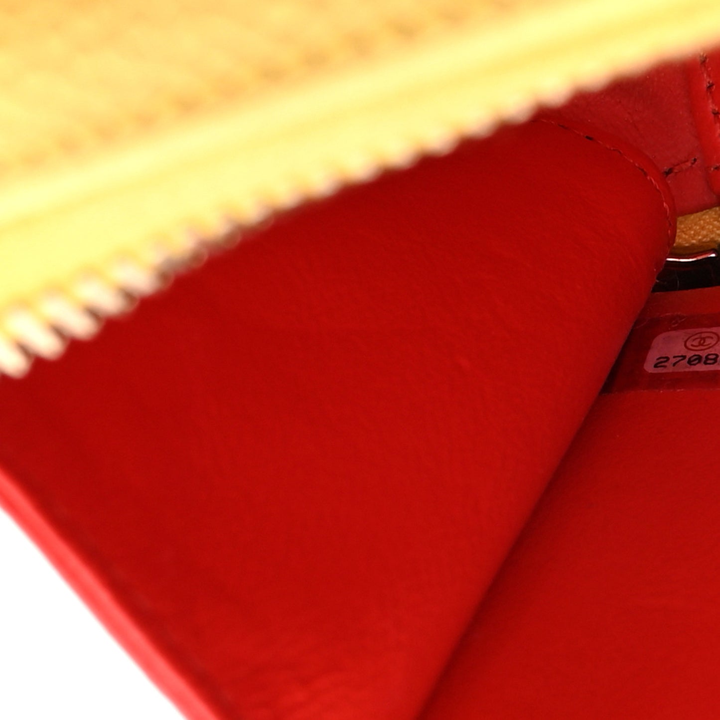 Caviar Quilted Small CC Filigree Vanity Case Multicolor