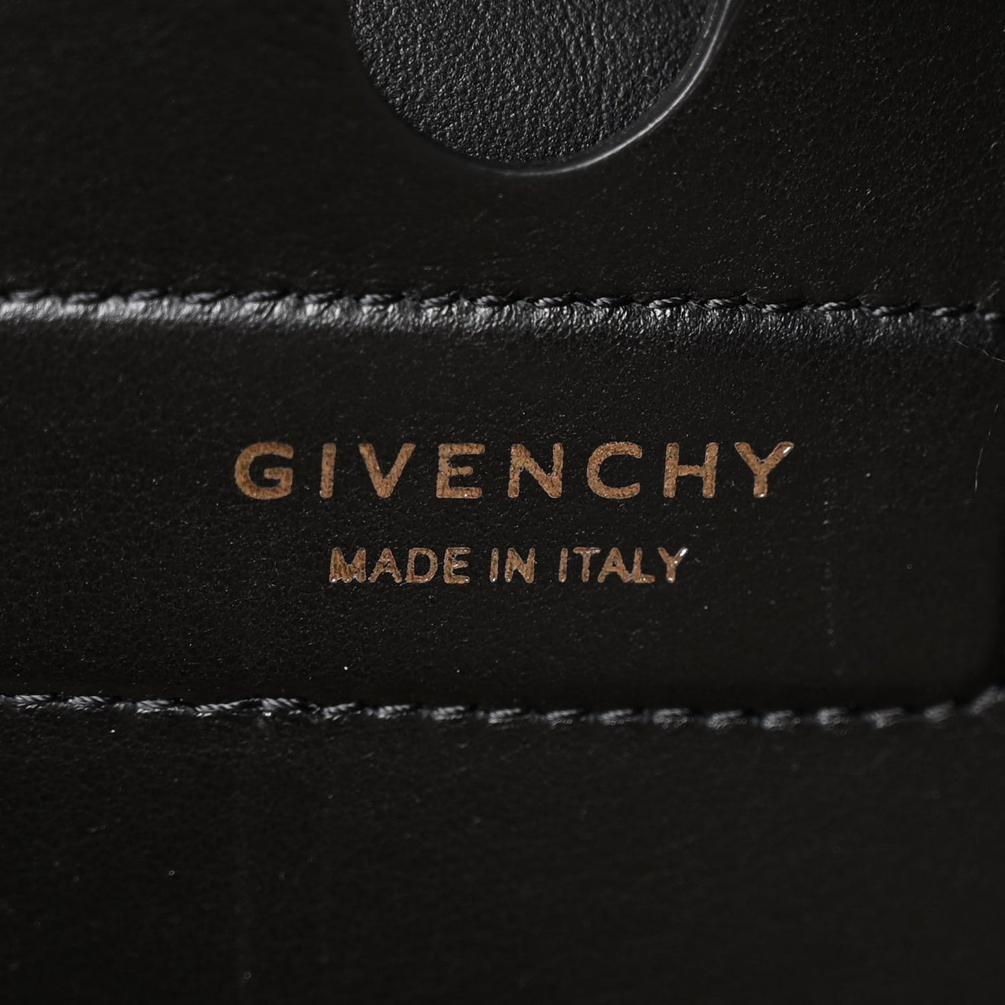 Smooth Calfskin Large Soft Antigona Black