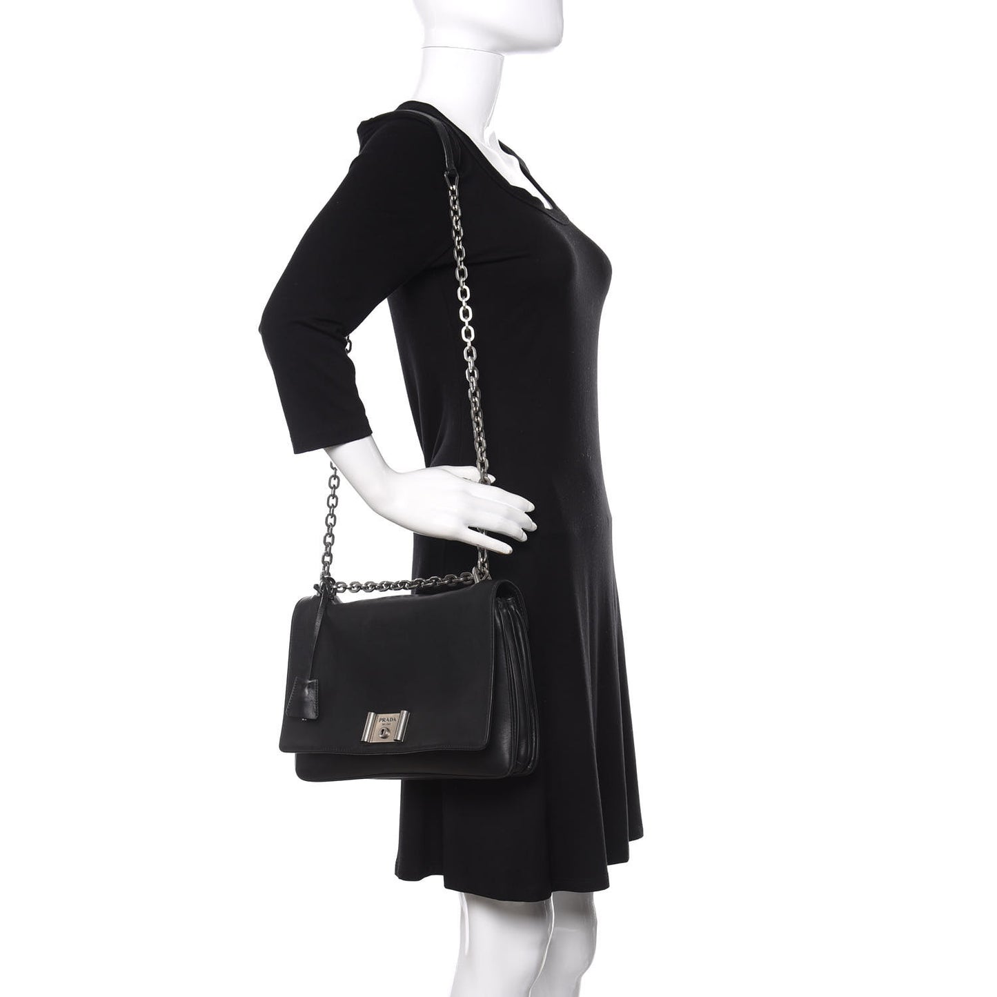 Soft Calf Chain Shoulder Bag Black