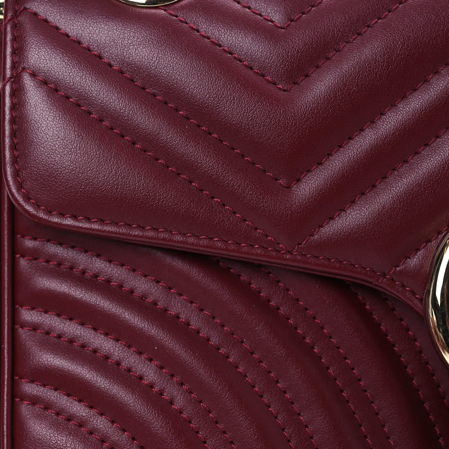 Calfskin Matelasse Small GG Marmont Shoulder Bag Rosso Ancora Red