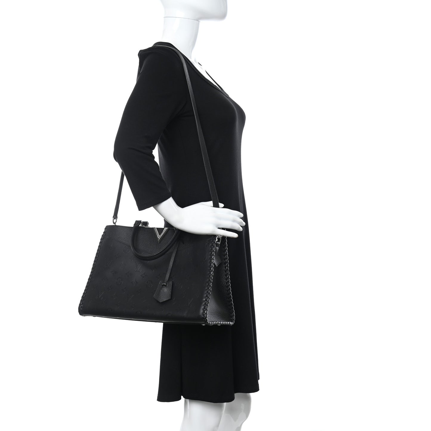 Monogram Cuir Plume Very Zipped Tote Black