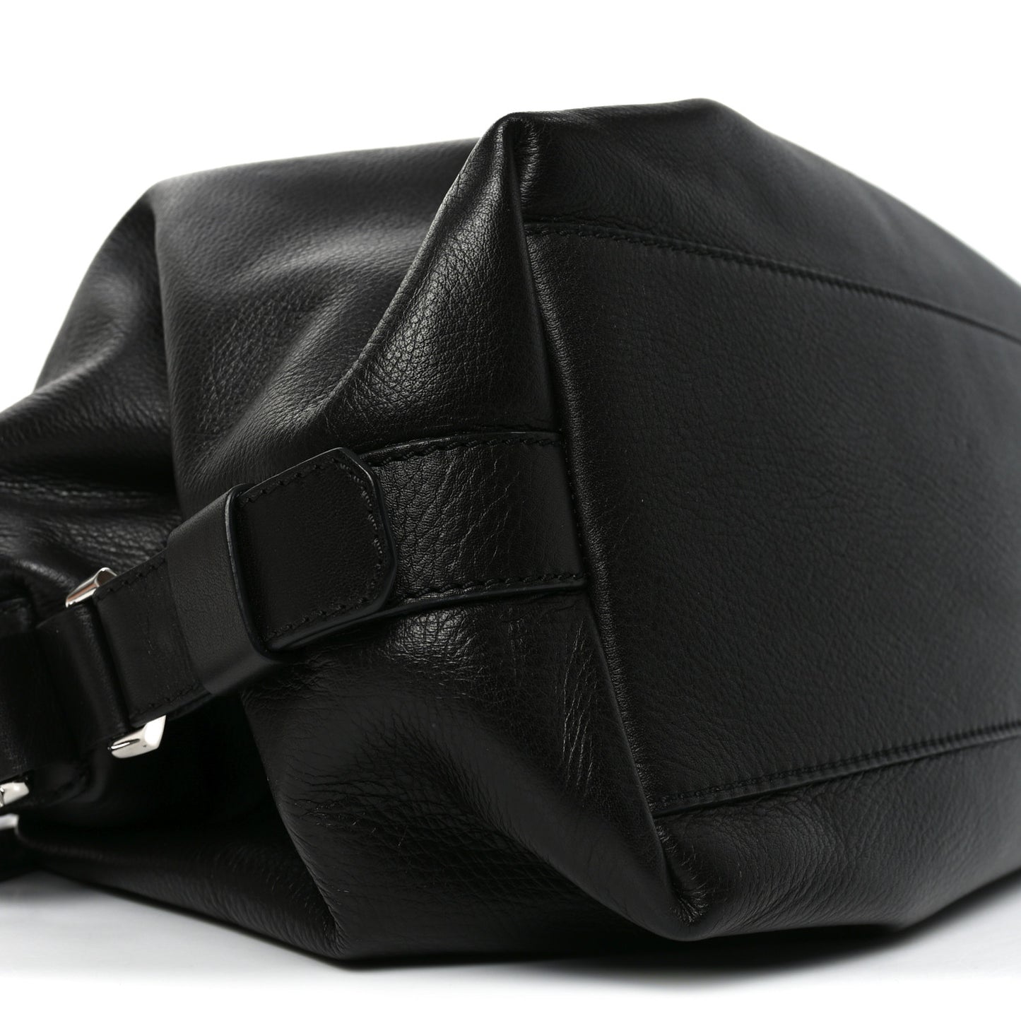Waxy Grained Calfskin Medium Nightingale  Black
