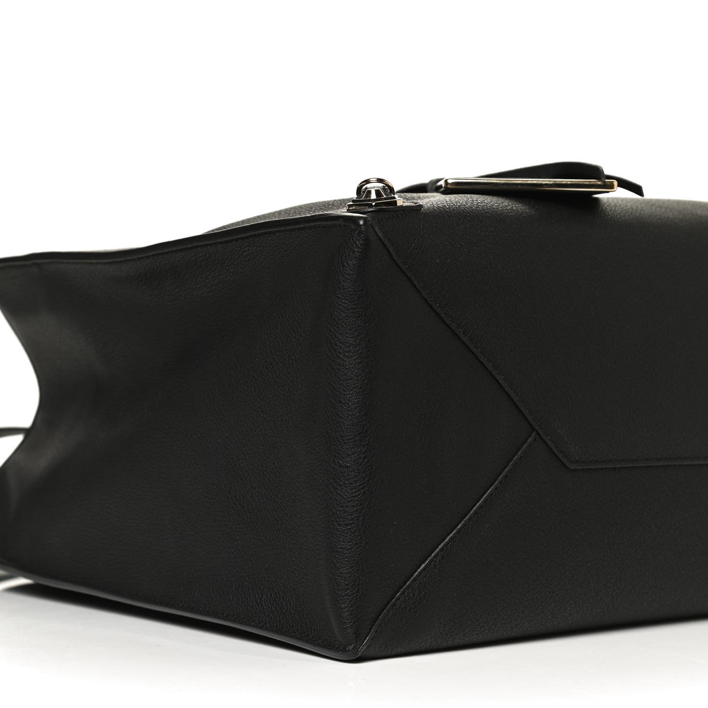 Grained Calfskin Silver Metallic Edge Hardware Papier A4 Tote Black