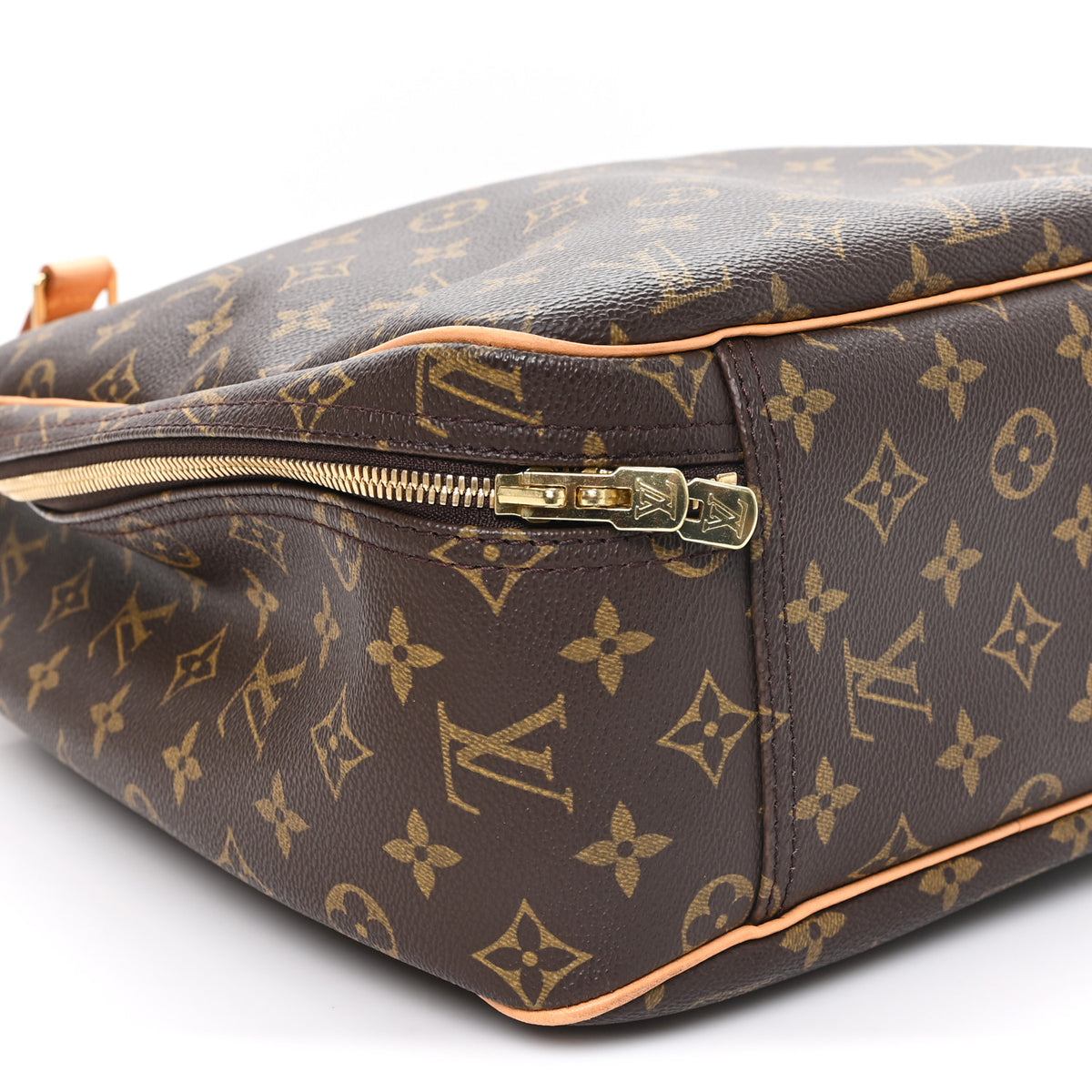 Louis Vuitton Monogram Excursion Shoe Bag 8 of 9