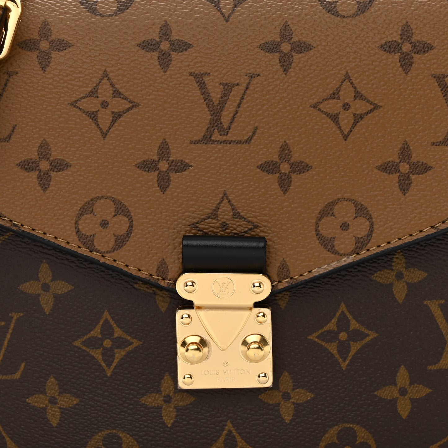 Reverse Monogram Pochette Metis