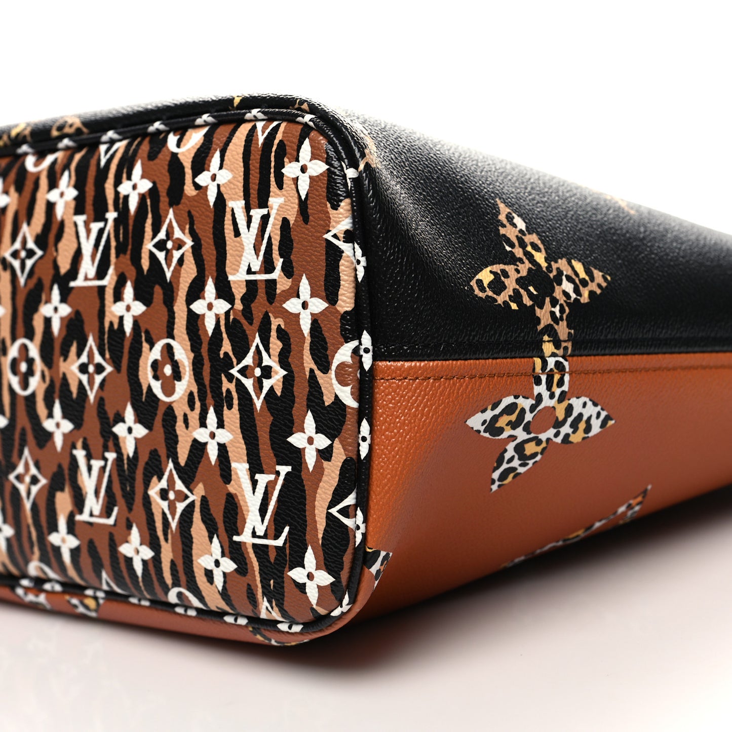 Monogram Giant Jungle Neverfull MM Black