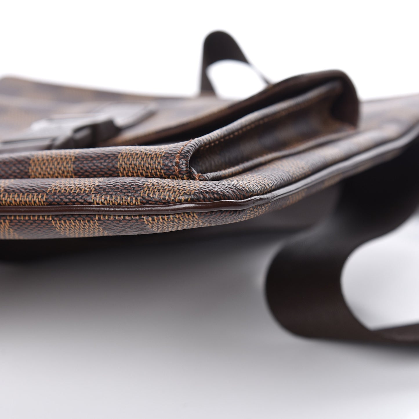 Damier Ebene Pochette Melville