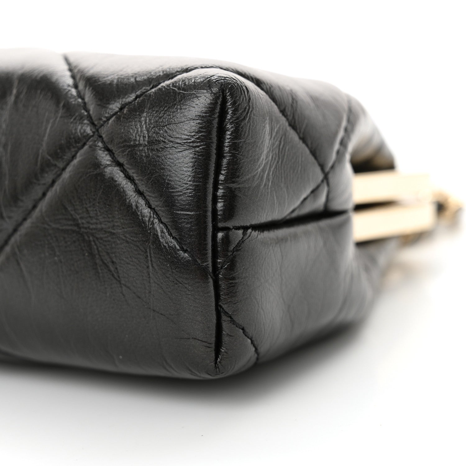 Chanel Shiny Aged Lambskin Quilted Kiss Lock Clutch With Chain