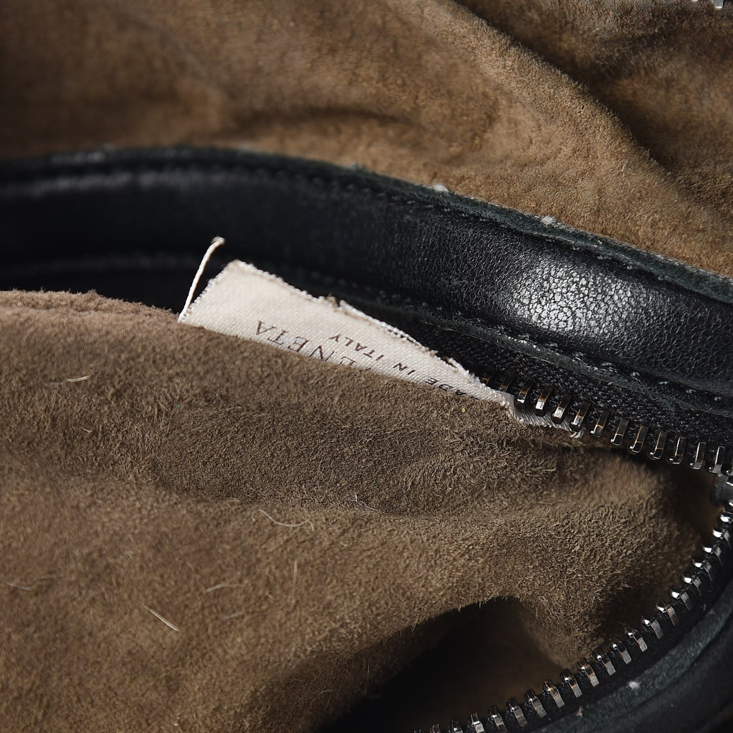 Nappa Intrecciato Large Veneta Hobo Black
