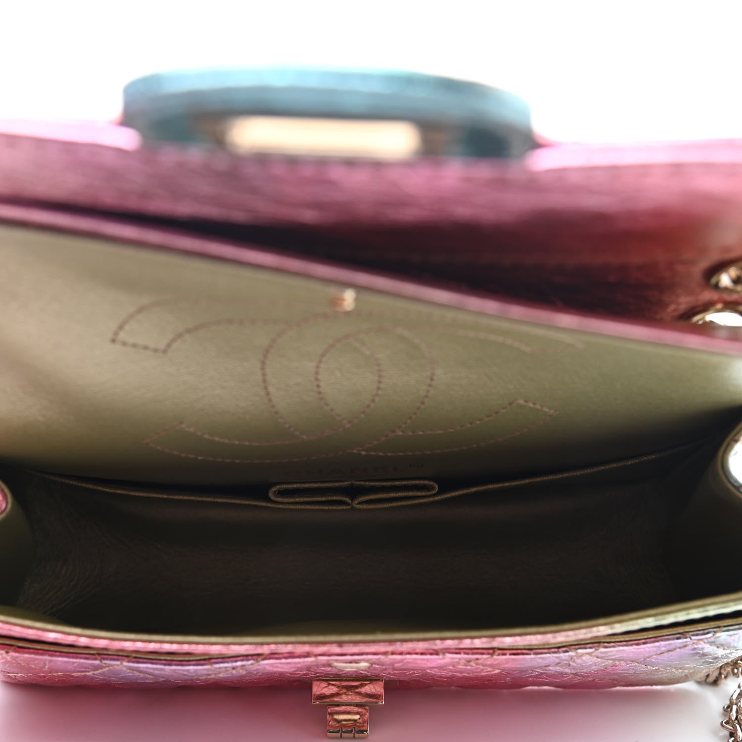 Chanel Metallic Goatskin Quilted 2.55 Reissue 225 Flap Multicolor 4 of 4