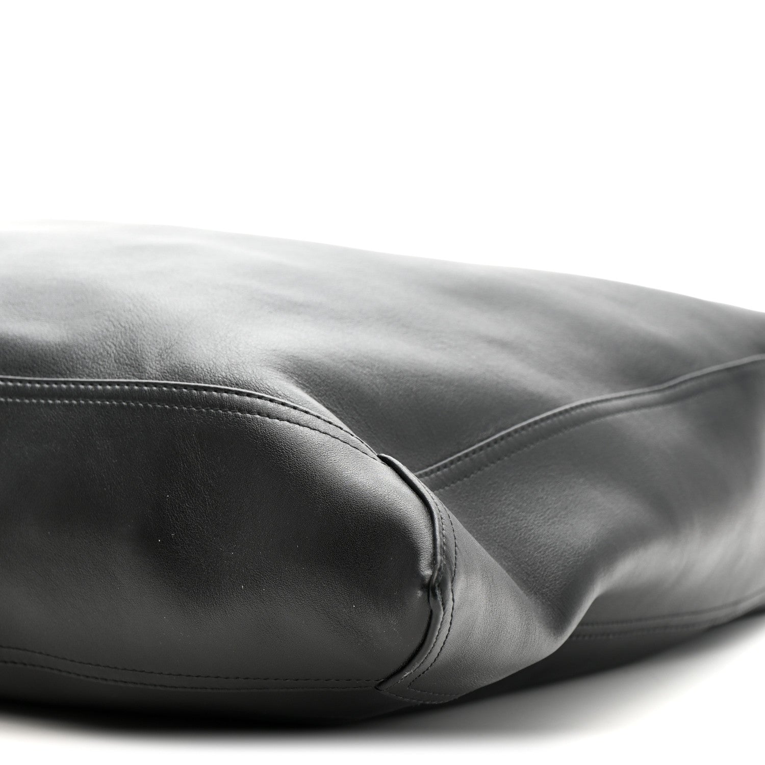 Bottega Veneta Silky Calfskin Large Hop Black 21 of 21