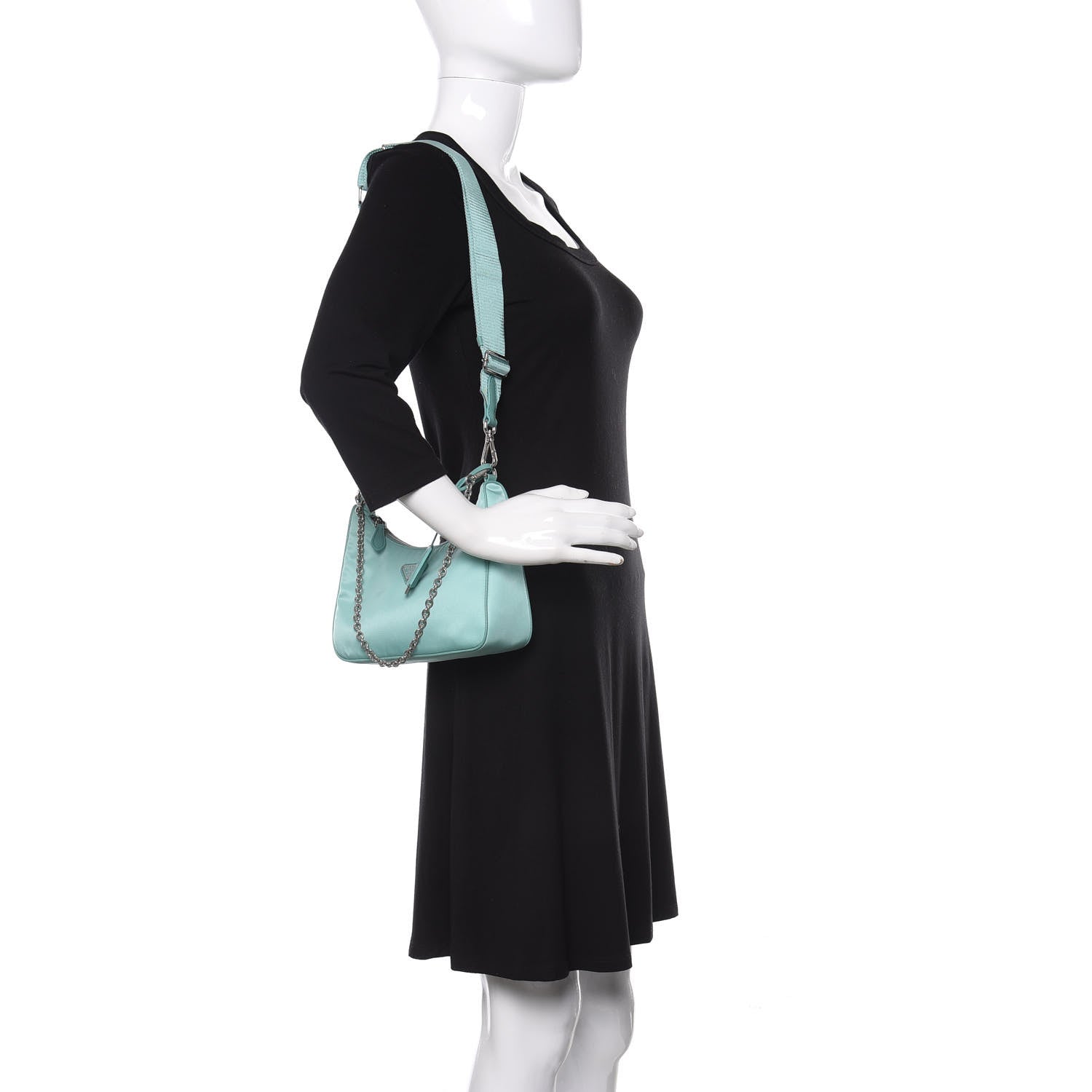 Prada Nylon Saffiano Re-Edition 2005 Shoulder Bag Giada 2 of 12