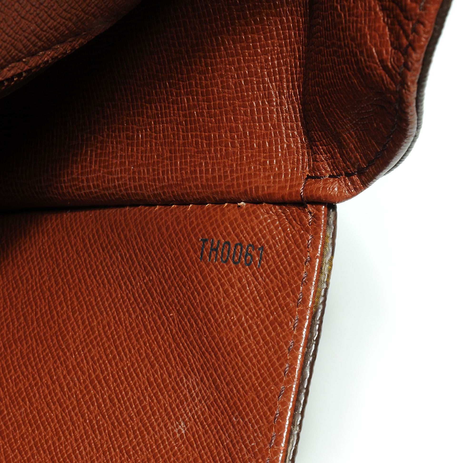 Louis Vuitton Monogram Saint Cloud 6 of 7
