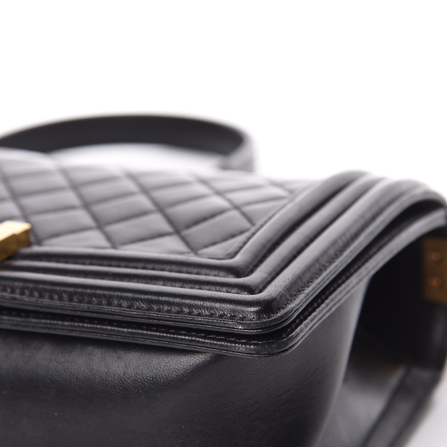 Lambskin Quilted Medium Boy Flap Black