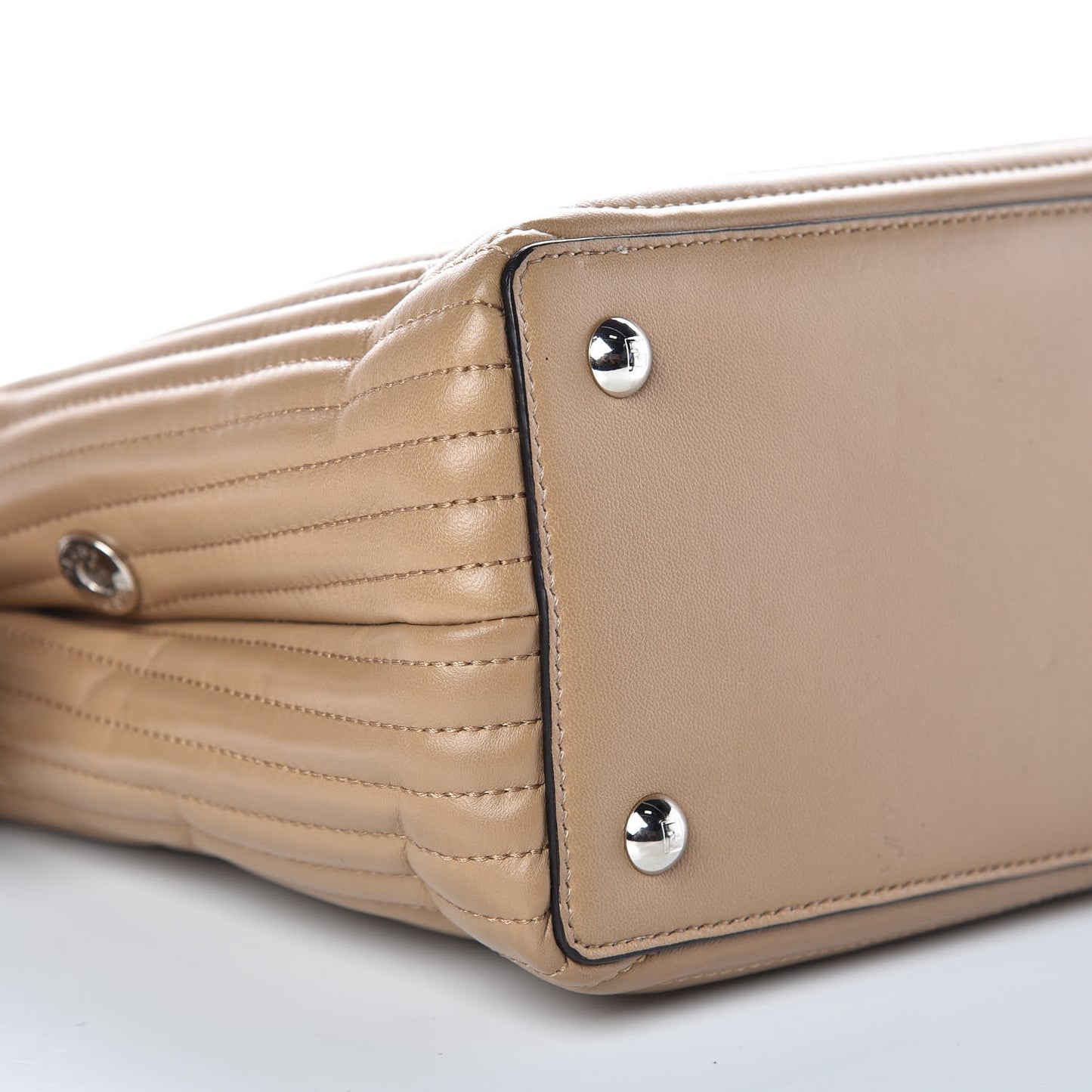 Shiny Nappa Trapuntata Small DotCom Click Chain Satchel Cuoio
