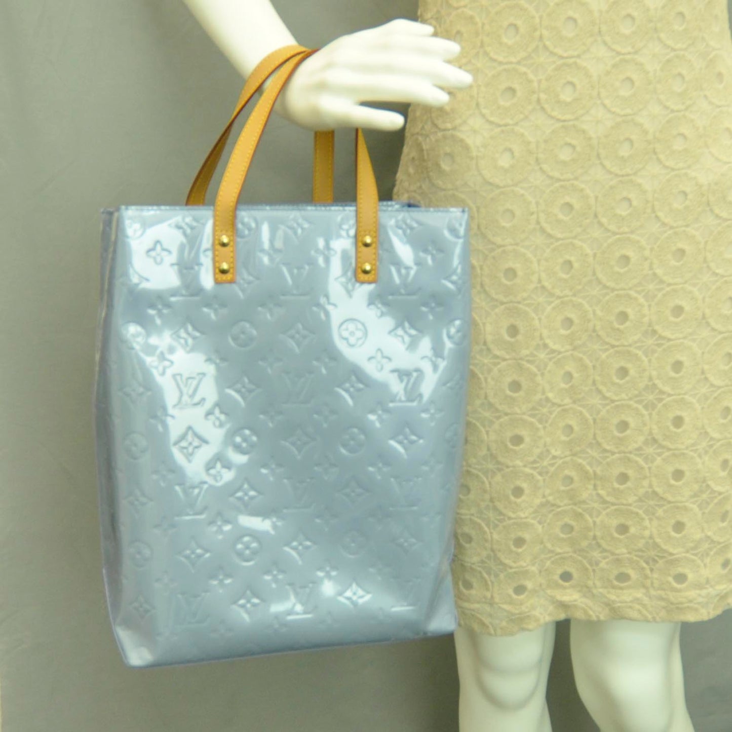 Vernis Reade MM Baby Blue